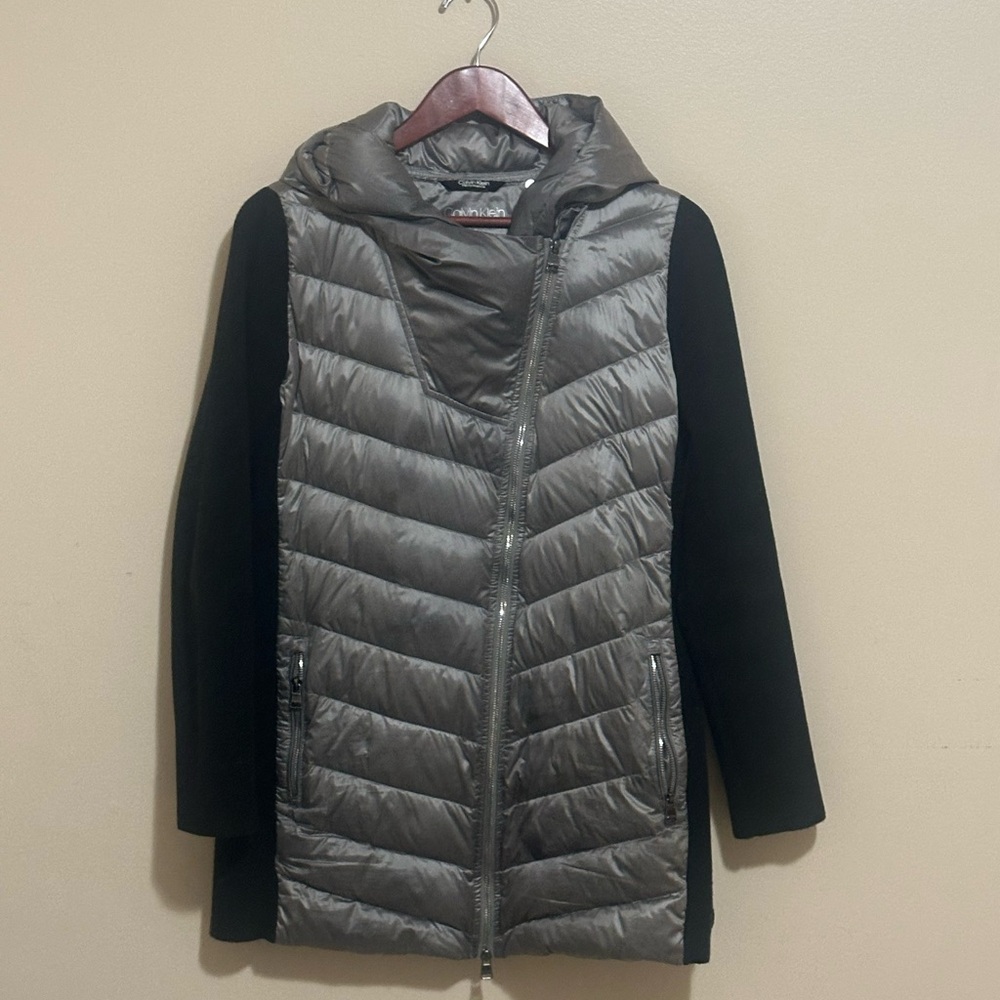 Calvin Klein Silver Gray Puffer Coat with Black Sleeves